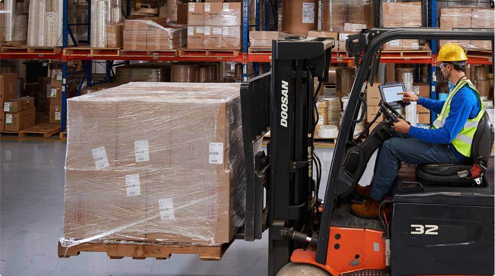 04-Enhance warehouse efficiency by 30_ -Image