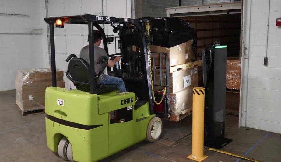 Dock Door Scanning: The Critical Last Checkpoint in Your Supply Chain