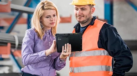 https://www.abetech.com/hubfs/Man%20and%20Women%20using%20rugged%20tablet%20in%20construction%20area.jpg